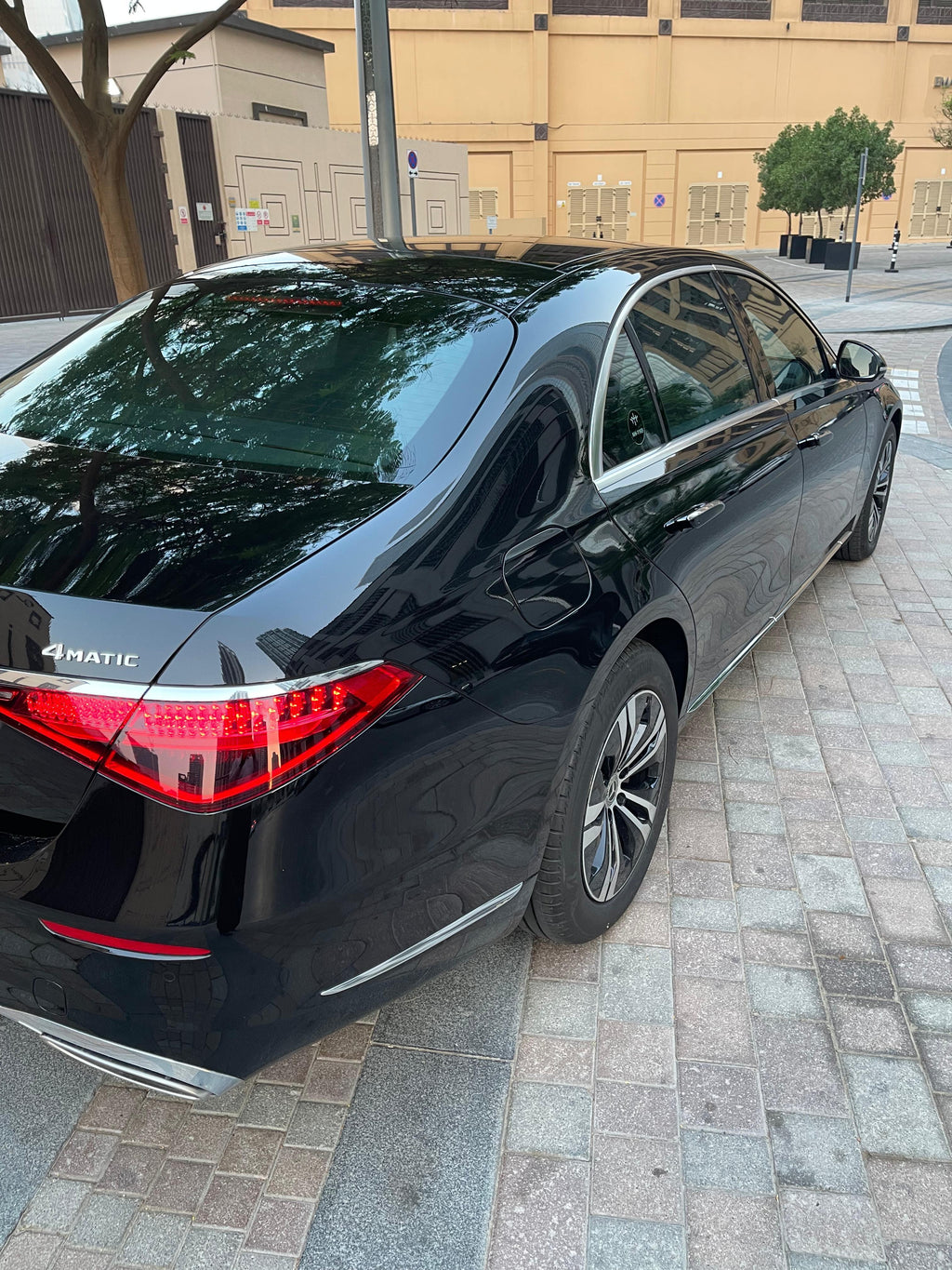 Mercedes S-Class Chauffeur Dubai