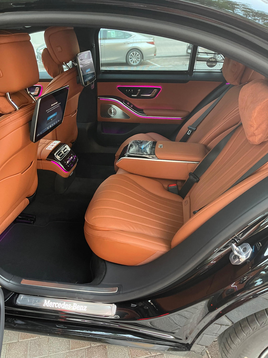 Mercedes S-Class Chauffeur Dubai